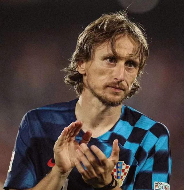 克罗地亚逆转比利时,范戴克状态火热 克罗地亚逆转比利时,范戴克状态火热