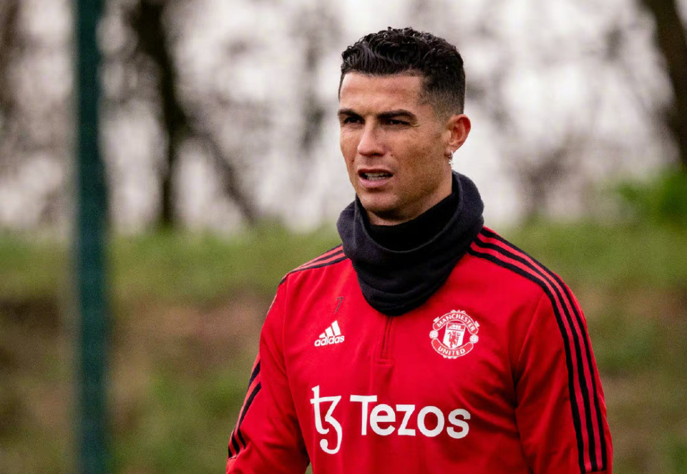 匈牙利队全力冲击榜首,一路高歌猛进 匈牙利队全力冲击榜首,一路高歌猛进