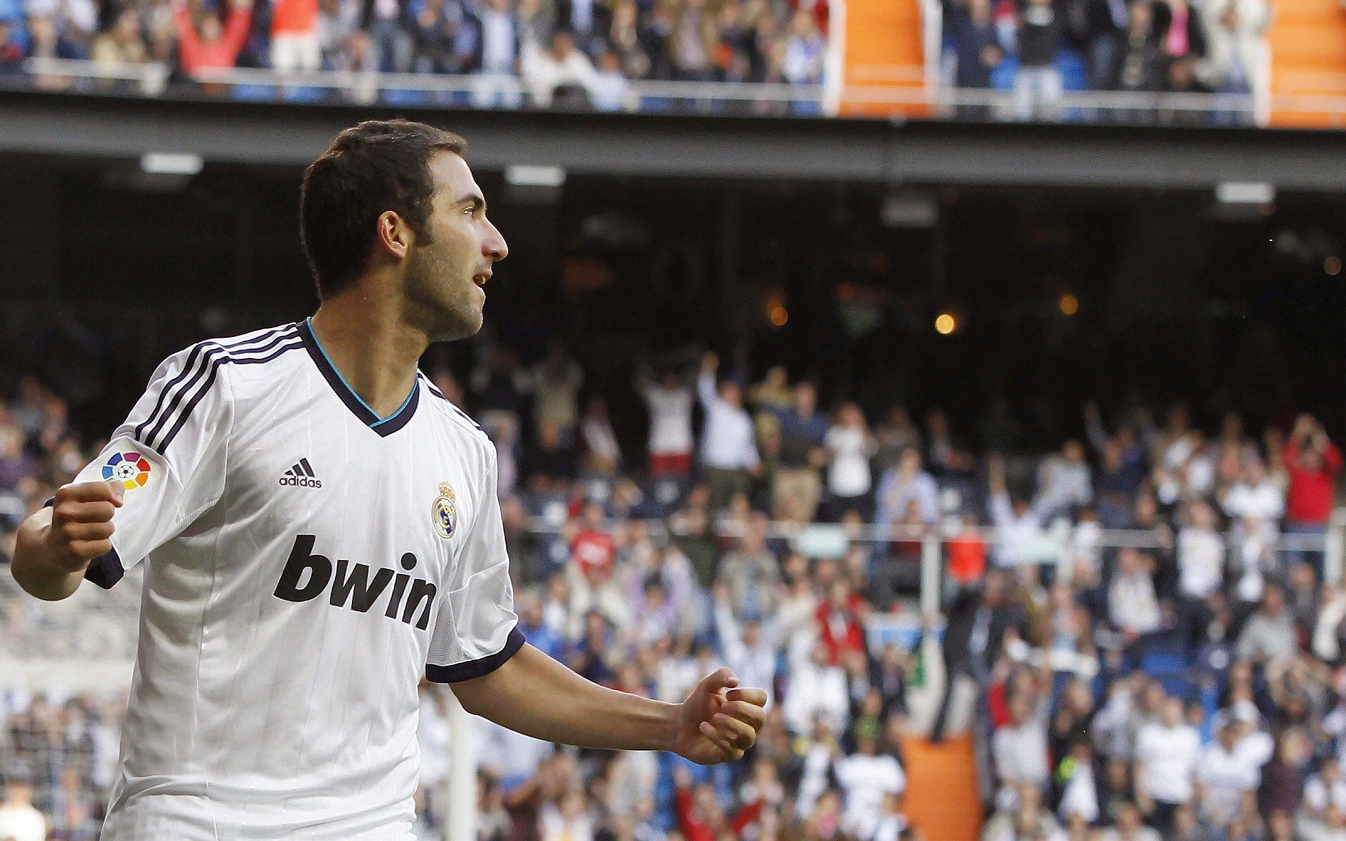 深圳队强势拿下雄鹿，杰伦·格林成为关键先生